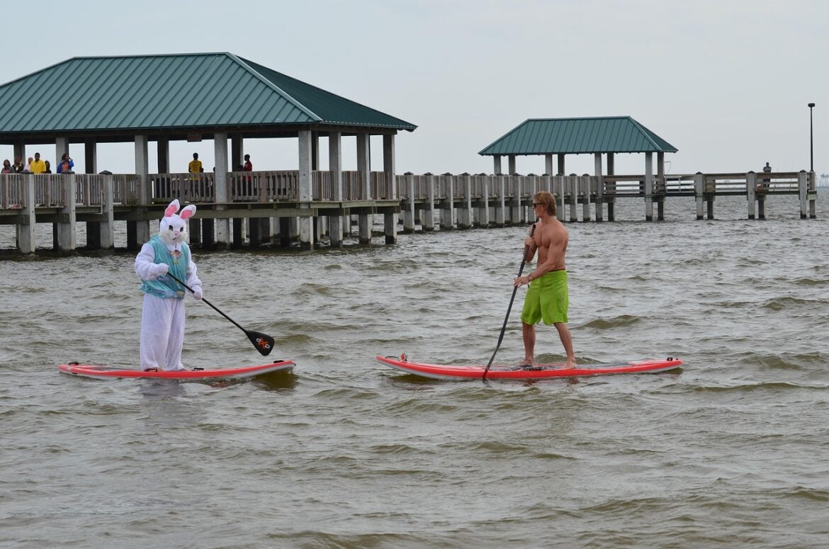 TL;DR iSUPCenter delivers a full paddle boarding experience, offering high-quality boards, accessories, and expert guidance for beginners and advanced paddlers alike. Their focus on variety, convenience, and support makes them a top choice for anyone wanting to explore stand-up paddleboarding safely and confidently.
